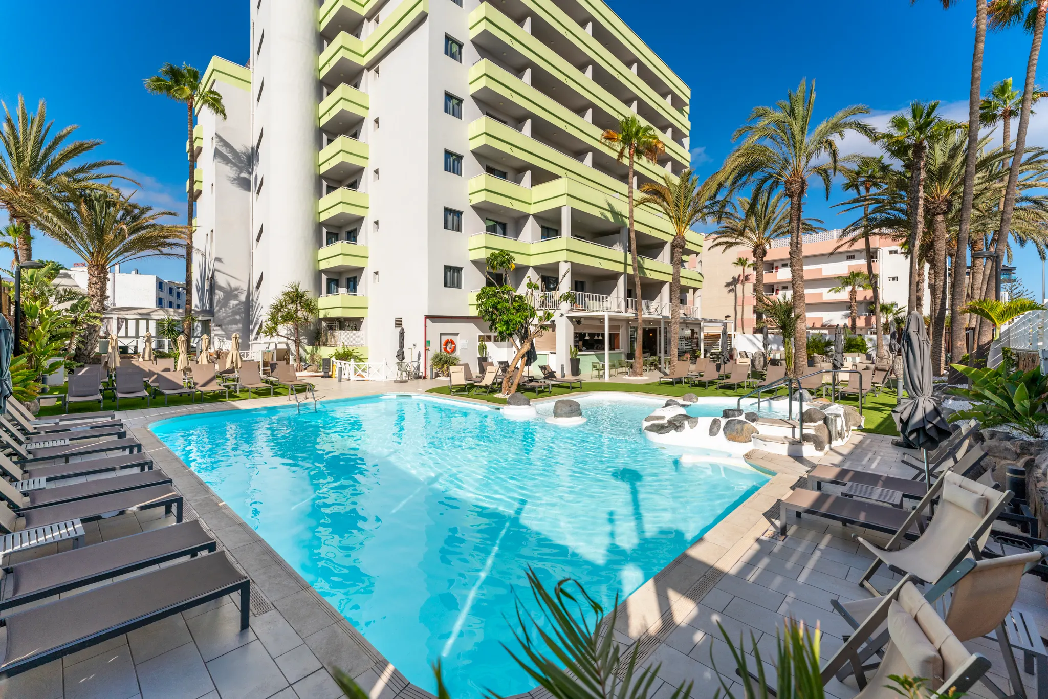 Piscinas — Hotel LIVVO Anamar Suites, Playa del Inglés 1