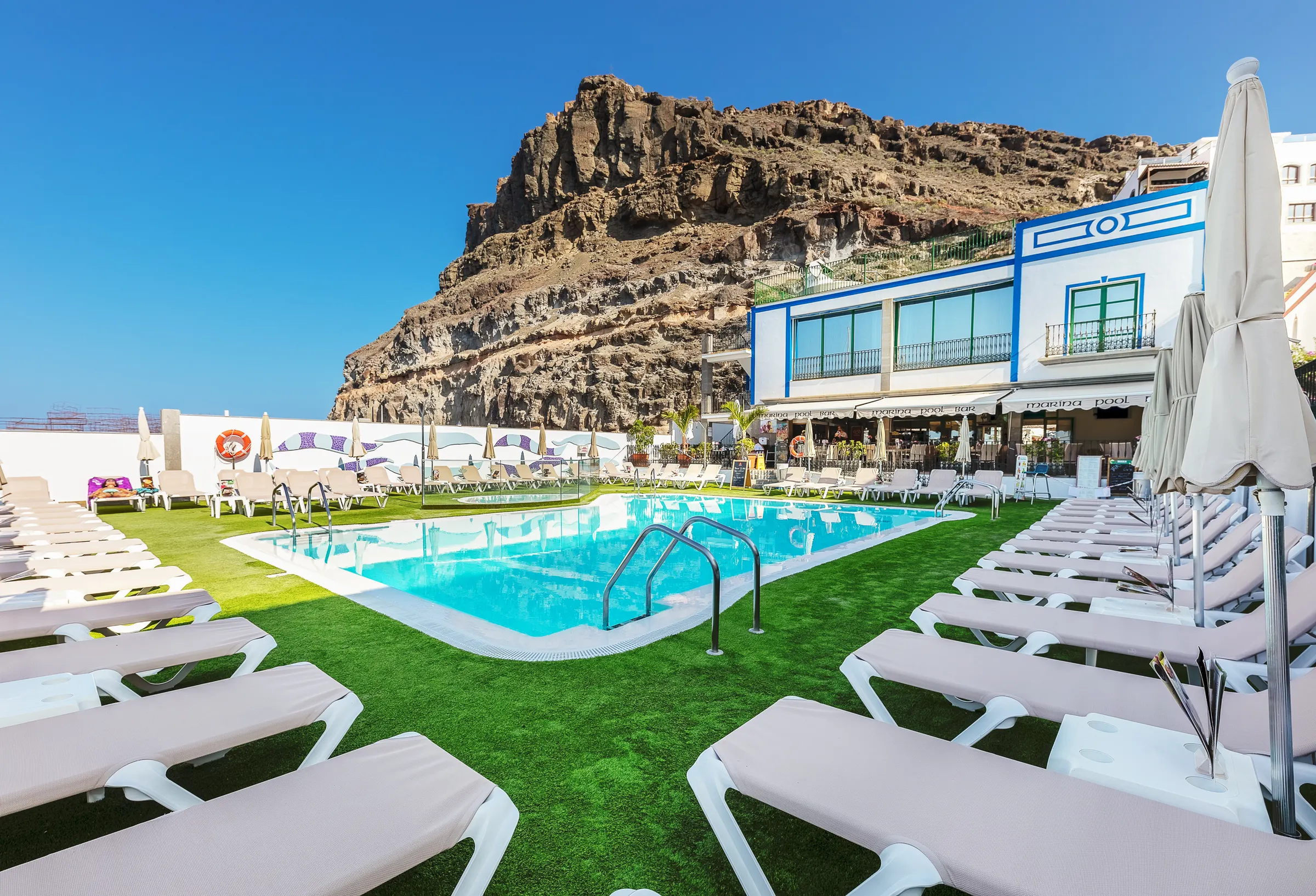 Schwimmbad — Apartamentos LIVVO Puerto de Mogán, Puerto de Mogán 2