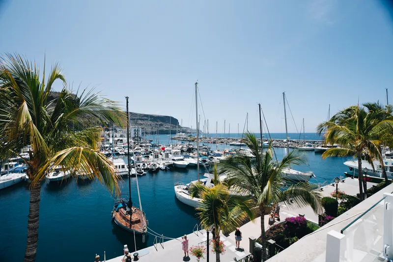 Duplex mit 2 Schlafzimmern und Blick auf den Yachthafen — Apartamentos LIVVO Puerto de Mogán, Puerto de Mogán 1