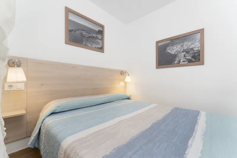 Apto. 1 dorm. Planta baja balcón francés — Billy's Puerto de Mogan Apartments by LIVVO, Puerto de Mogán 2