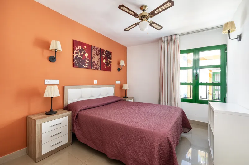 Apto. 2 dorm. En planta alta con balcón y azotea — Billy's Puerto de Mogan Apartments by LIVVO, Puerto de Mogán 3