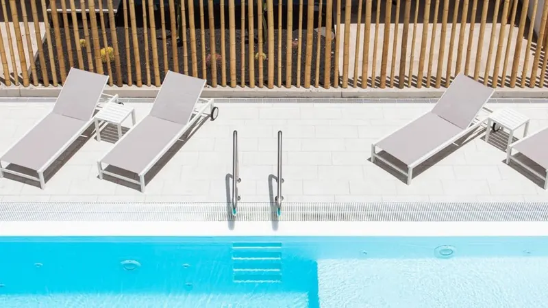 Piscina — Bristol Sunset Beach by LIVVO, Corralejo 1