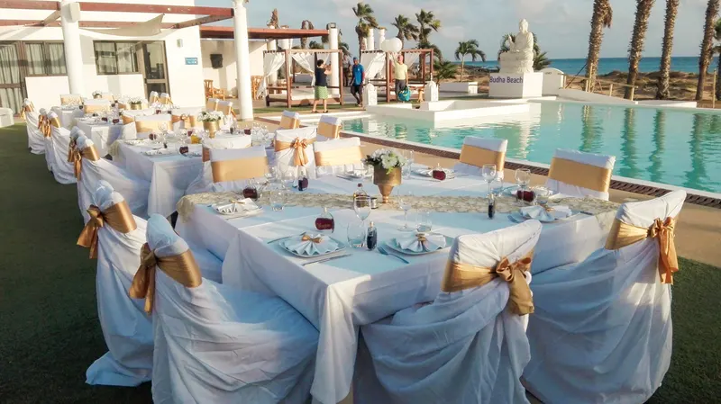 Piscina y animación — Hotel LIVVO Budha Beach, Santa María, Sal 8