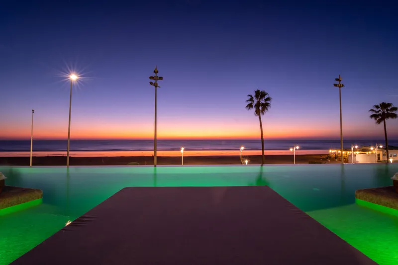 Piscinas — Hotel Cádiz Bahía, Playa de la Victoria 4