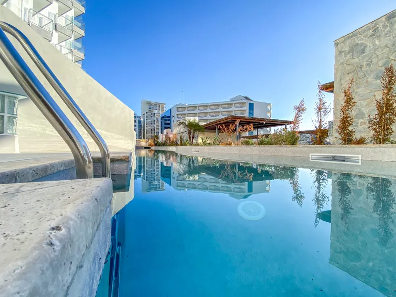 Piscinas — Hotel Cádiz Bahía, Playa de la Victoria 6
