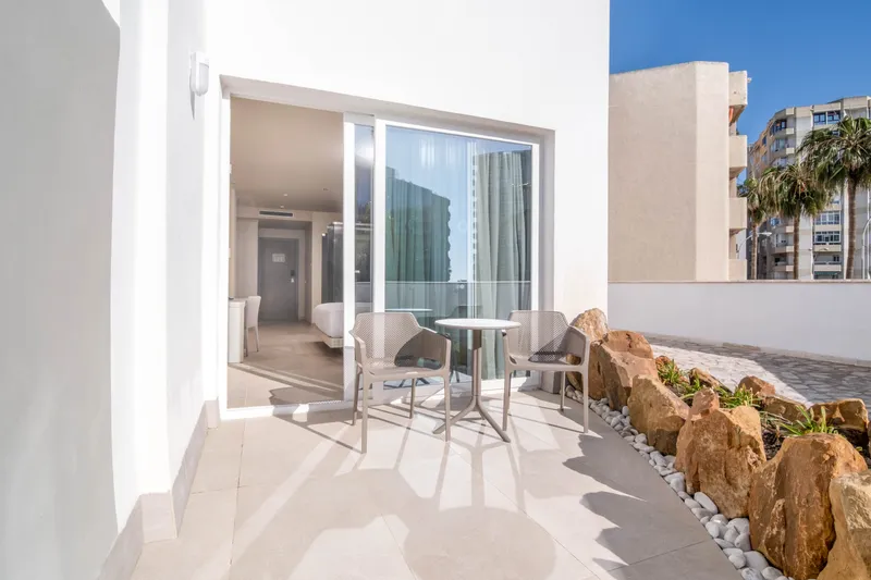 Habitación Doble — Hotel Cádiz Bahía, Playa de la Victoria 1