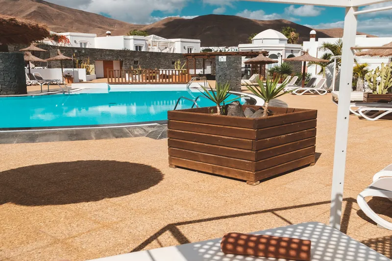 Apartamento Bali Plus — Apartamentos LIVVO Coloradamar, Playa Blanca 1