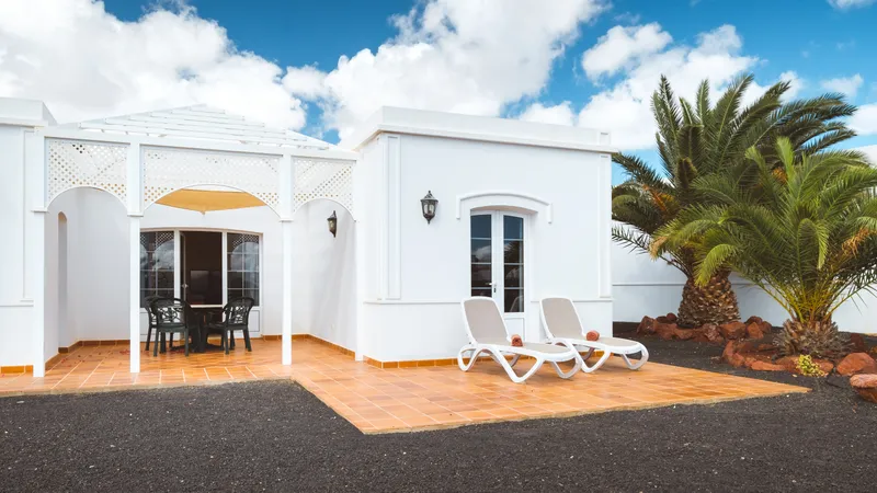 Apartamento Bali Plus — Apartamentos LIVVO Coloradamar, Playa Blanca 2