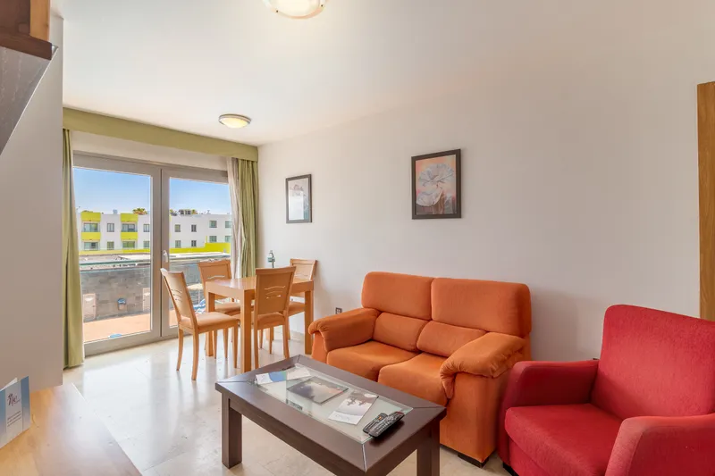 Apartamento Vista Piscina — Hotel LIVVO Corralejo Beach, Corralejo 3