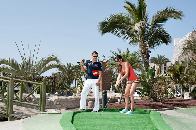 Piscinas y animación — Hotel LIVVO Costa Taurito, Taurito 6