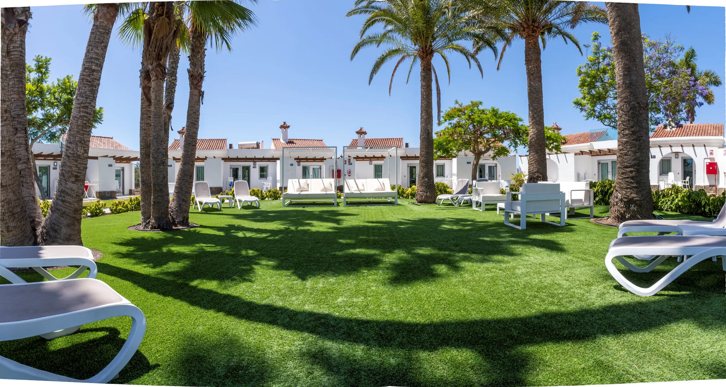 Piscinas y animación — Hotel LIVVO Dunagolf Suites, Maspalomas 5