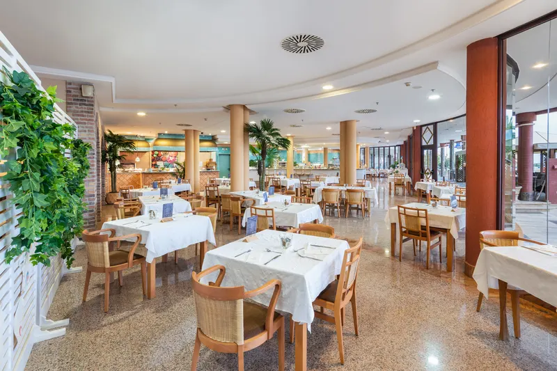 Gastronomía — Hotel Esmeralda Maris by LIVVO, Costa Calma 1