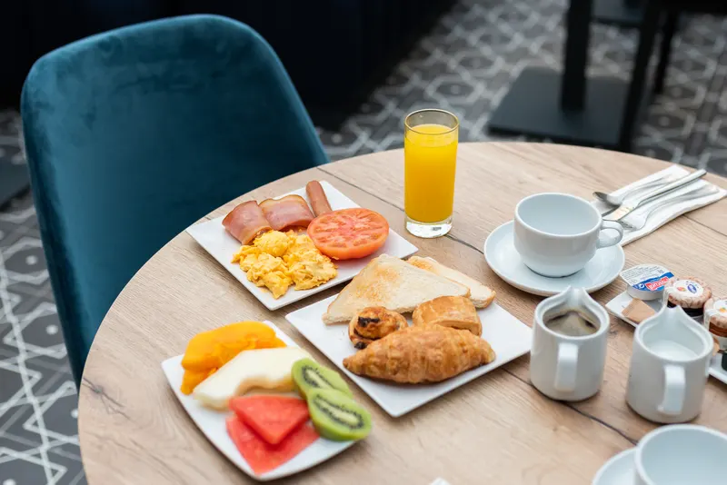 Gastronomía — Hotel LIVVO Fataga, Las Palmas de Gran Canaria 5