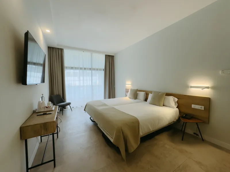 Deluxe Doppelzimmer mit Golfblick — Hotel LIVVO Jandía Golf, Morro Jable 1