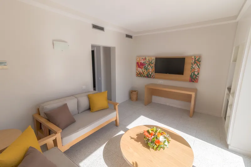 Doble Superior con Terraza — Hotel LIVVO Koala Garden, Maspalomas 2