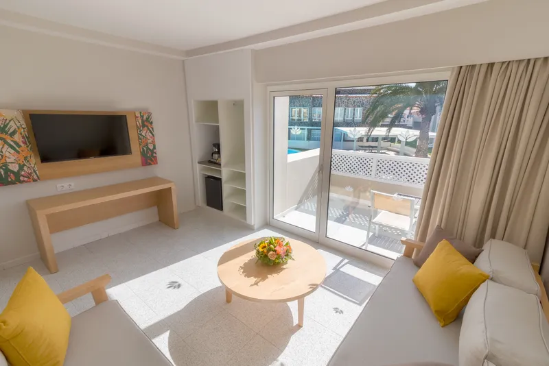 Familiar con Balcón — Hotel LIVVO Koala Garden, Maspalomas 1