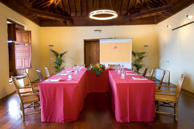 Eventos y Coworking — Hotel LIVVO La Quinta Roja, Garachico 2