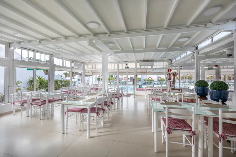 Gastronomía — Apartamentos LIVVO Las Gaviotas, Puerto del Carmen 2