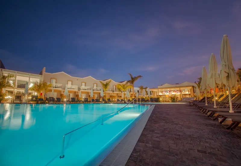 Piscinas — Hotel LIVVO Los Calderones, Maspalomas 5