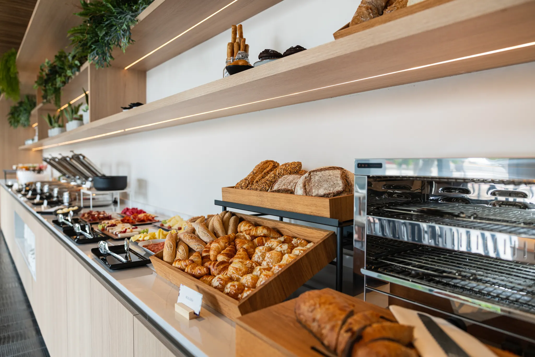 Gastronomy — Hotel LIVVO Lumm, Las Palmas de Gran Canaria 8