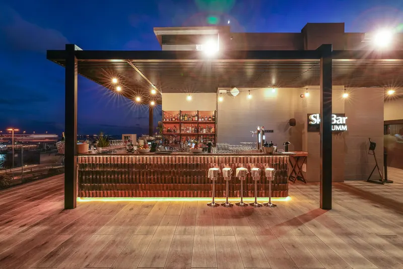 Piscina y Rooftop — Hotel LIVVO Lumm, Las Palmas de Gran Canaria 5