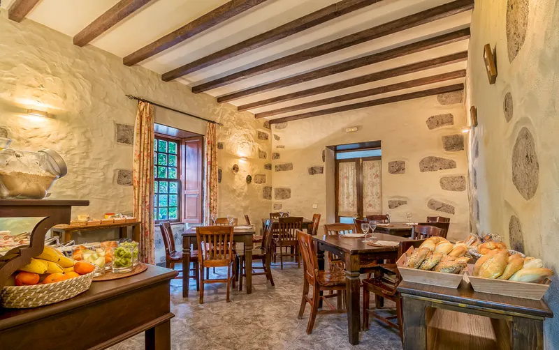 Gastronomía — Hotel Rural LIVVO Maipez, Las Palmas de Gran Canaria 5