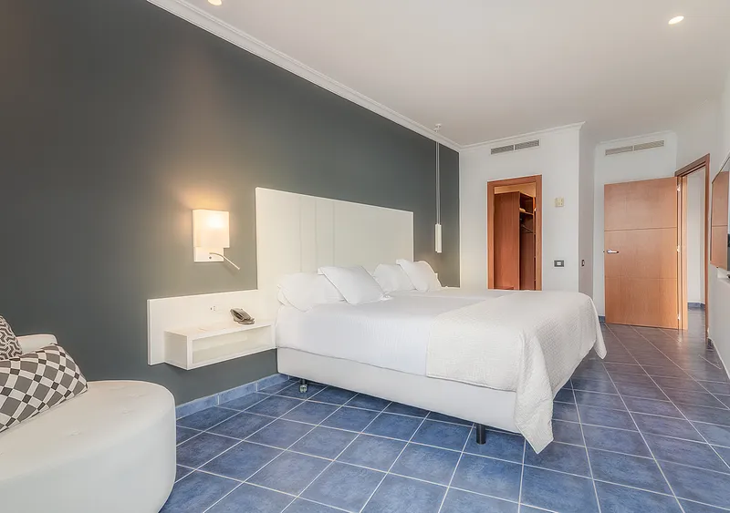 Superior Doppelzimmer Meerblick — Hotel Mirador Papagayo by LIVVO, Playa Blanca 3