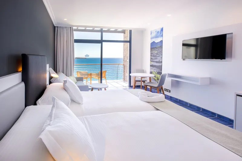 Doppelzimmer Frontal Meerblick — Hotel Mirador Papagayo by LIVVO, Playa Blanca 1