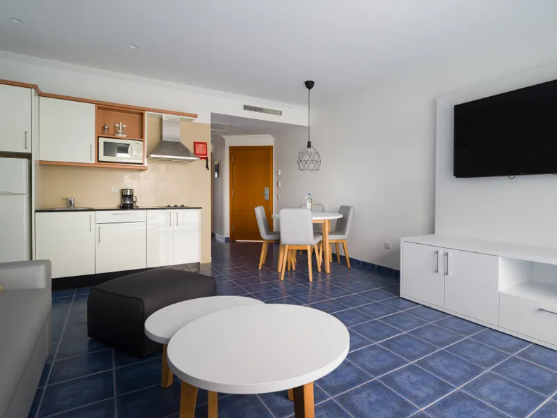 Familienzimmer — Hotel Mirador Papagayo by LIVVO, Playa Blanca 2
