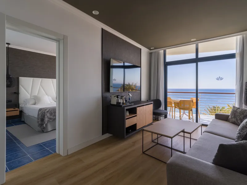 Master Suite — Hotel Mirador Papagayo by LIVVO, Playa Blanca 4