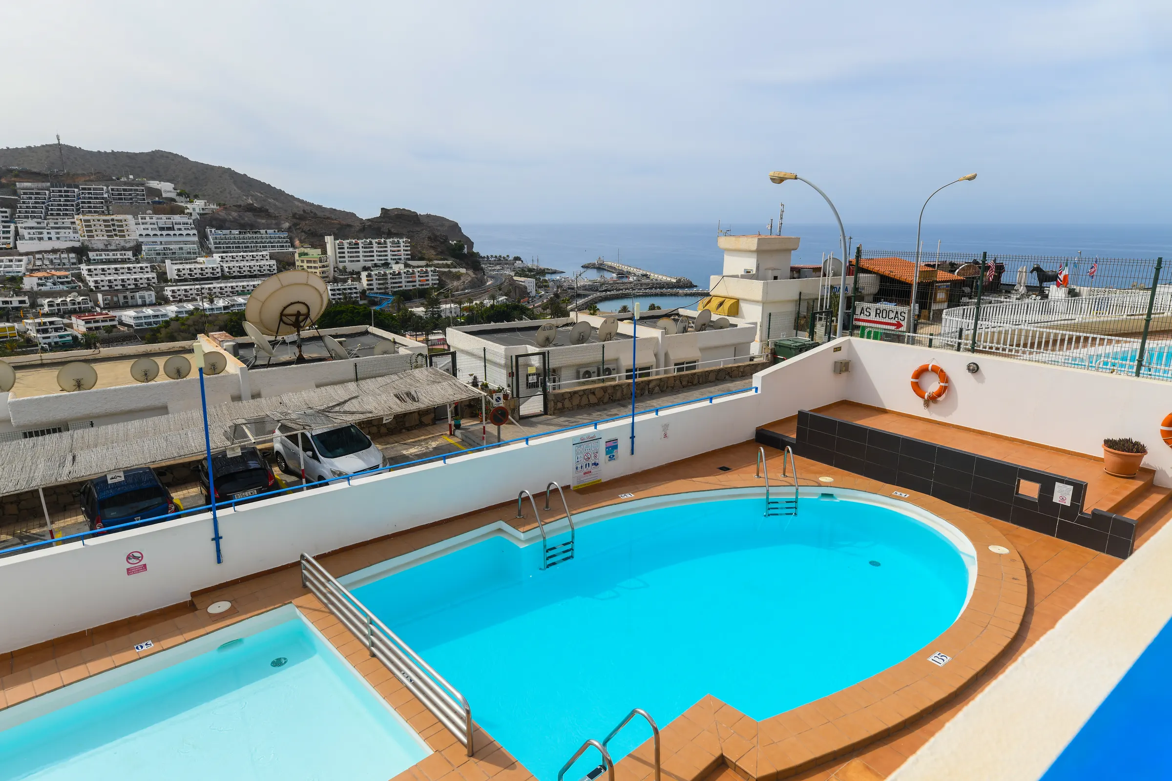 Piscinas — Apartamentos LIVVO Puerto Bello, Puerto Rico 4