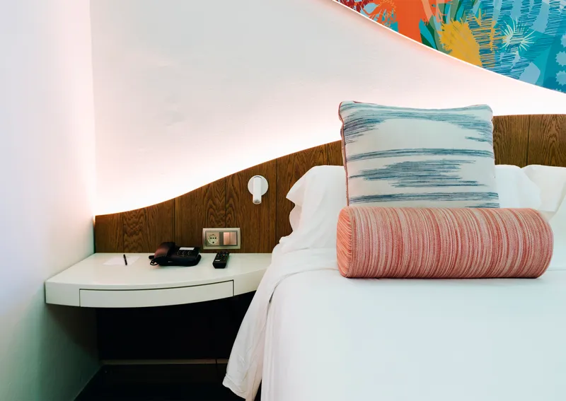 Doppelzimmer Meerblick frontal mit Balkon — Hotel LIVVO Puerto de Mogán, Puerto de Mogán 2