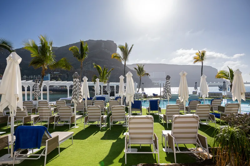 Doble vista piscina con terraza — Hotel LIVVO Puerto de Mogán, Puerto de Mogán 1