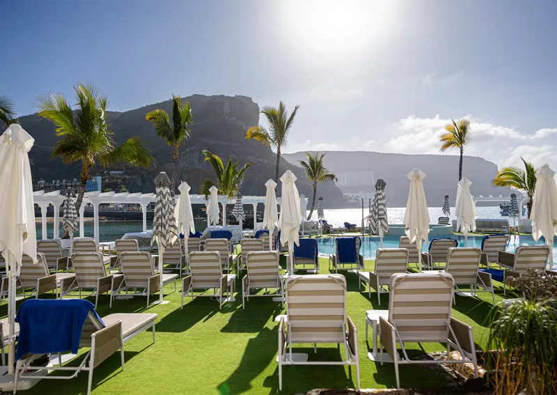 Doppelzimmer Poolblick mit Terrasse — Hotel LIVVO Puerto de Mogán, Puerto de Mogán 4
