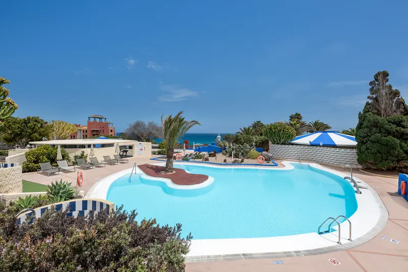Piscinas — Hotel LIVVO Risco del Gato Suites, Costa Calma 4