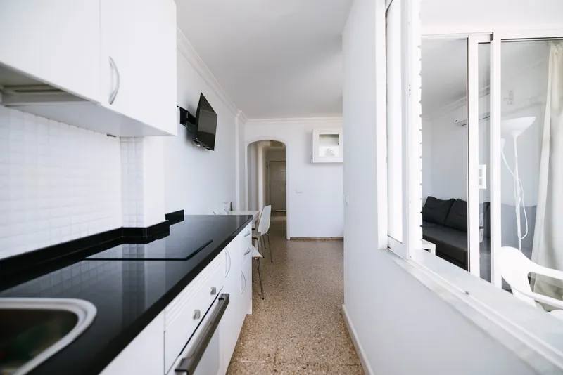 Apartamento con balcón y vista mar — Apartamentos LIVVO Tarahal, San Agustín 4