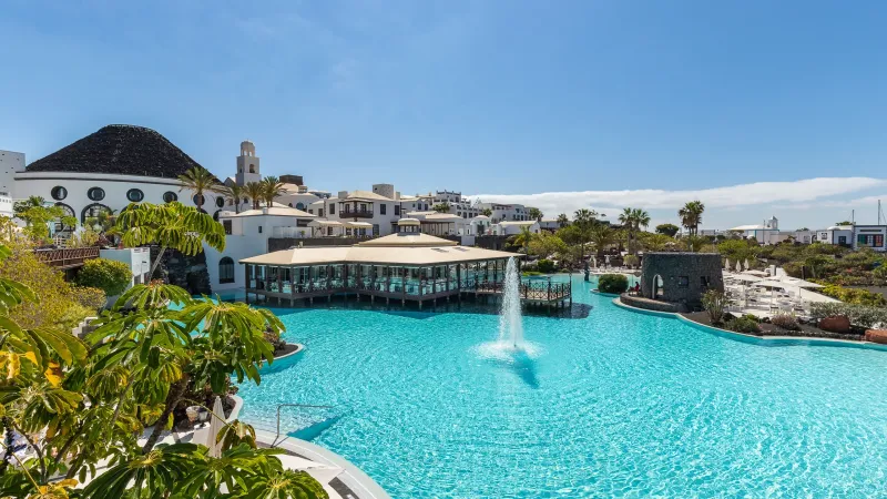 Hotel LIVVO Volcán Lanzarote — LIVVO Hotels 5★ en Playa Blanca